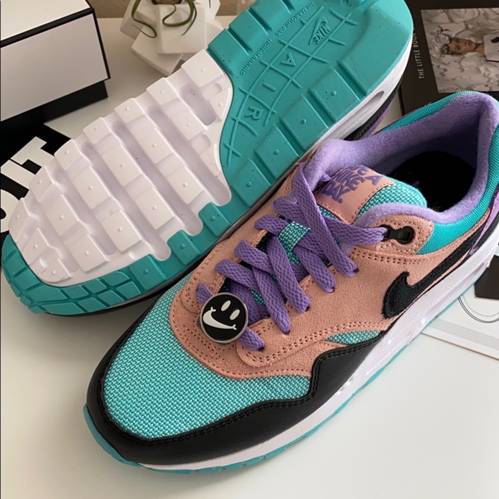 NWT Nike Air Max 1 - Picture 9 of 9